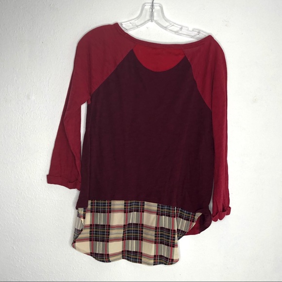 Little Yellow Button Plaid Backstory Red Tee L - Picture 2 of 8